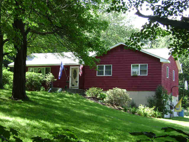 Building photograph for 20 NETTLETON HOLLOW RD